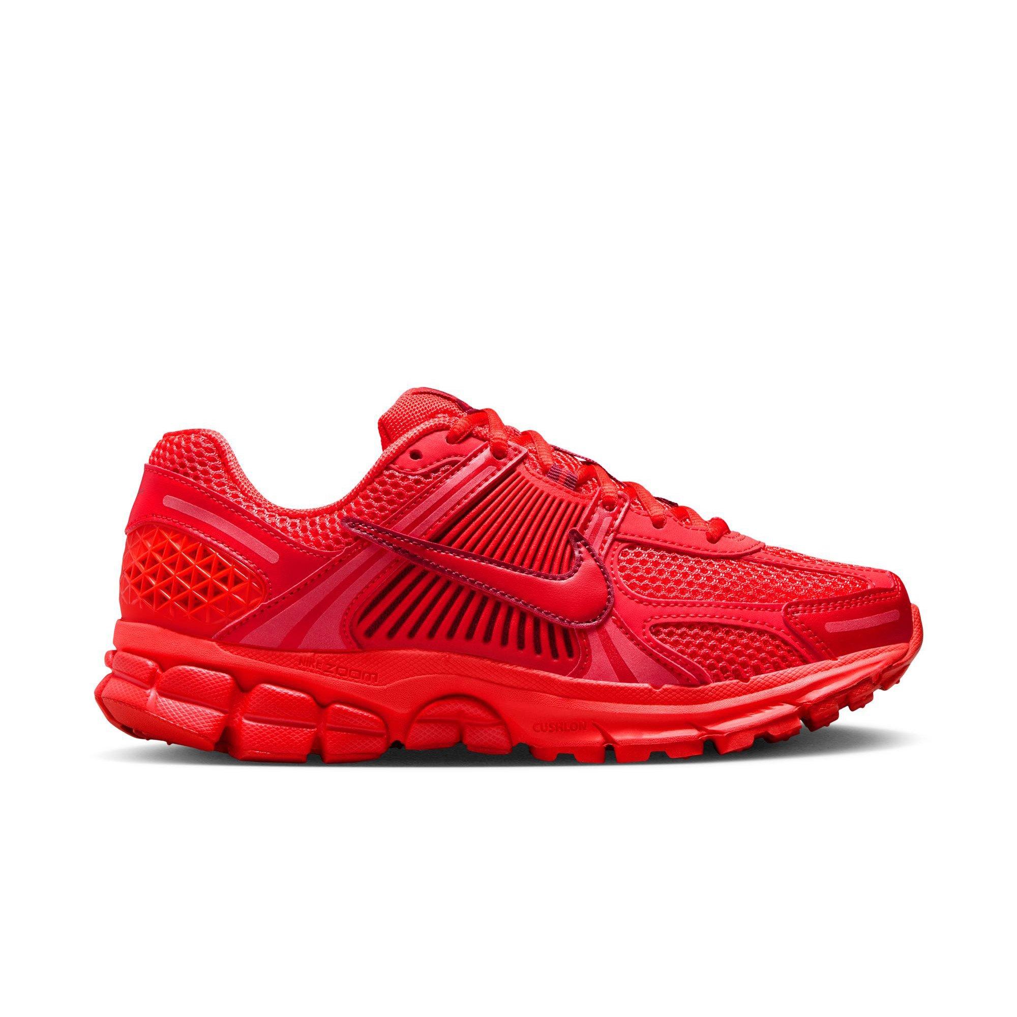 27cm ナイキ ウィメンズ ズーム ボメロ5 シルトレッド/レッドスターダスト Nike Zoom Vomero 5 Women's Light Crimson Shoe | Hibbett